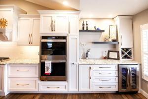 Custom Kitchens | Studio 11 Cabinets & Design
