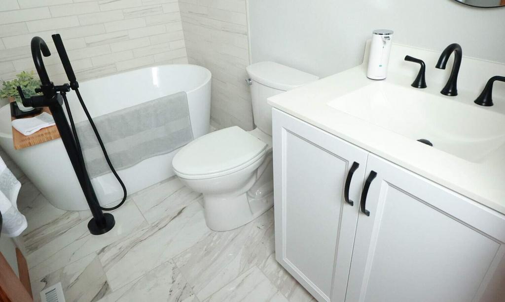 modern white bathroom